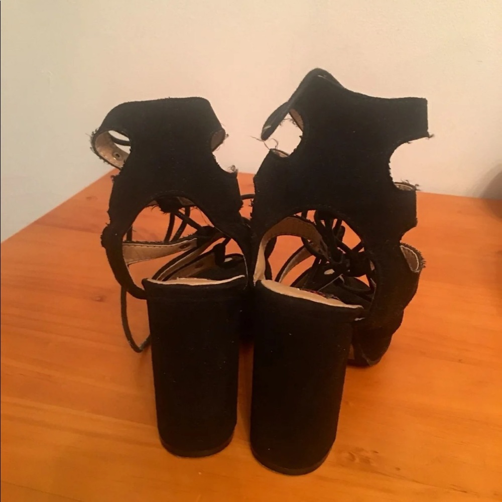 dbdk heels
